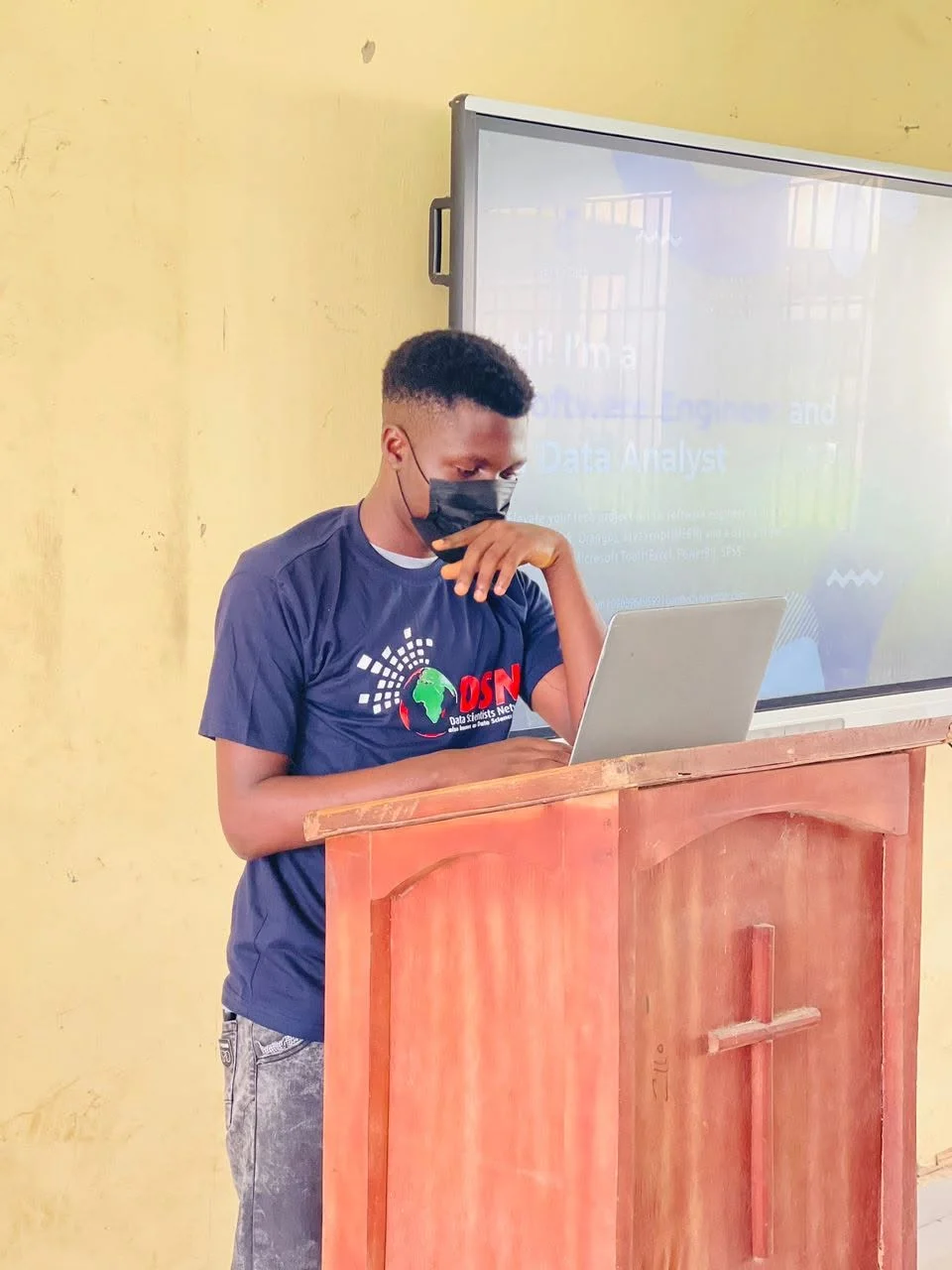 Facilitating a class at Olabisi Onabanjo University.